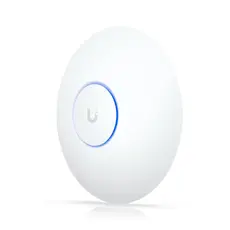 2 - Беспроводная точка доступа Ubiquiti U7-LR, 5 ГГц: до 4300 Мбит/с; 2,4...