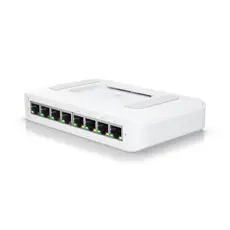 3 - PoE коммутатор Ubiquiti USW-Lite-8-POE, 4x IEEE 802.3af