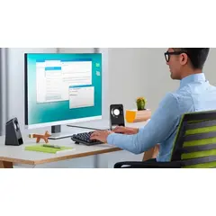 5 - Компьютерные колонки 2.1 Logitech Z213, Чёрный