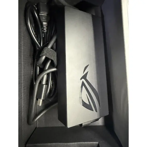 21 - Уценка B NB ASUS 18.0" ROG Strix SCAR 18 G835LW Black (Core Ultra 9...