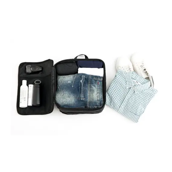 4 - 15.6" Bobby Compressible travel pack, P705.202